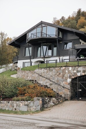 Villa, 4 chambres, balcon, vue jardin | Extérieur