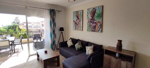 Living area - Casa Palmu apartment - A peaceful and relaxing oasis in Golf del Sur, Tenerife (Golf del Sur)