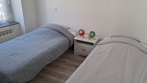 Uklassifisert bilde, 3 av 14, knapp