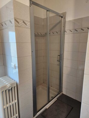 Douche de la salle de bain