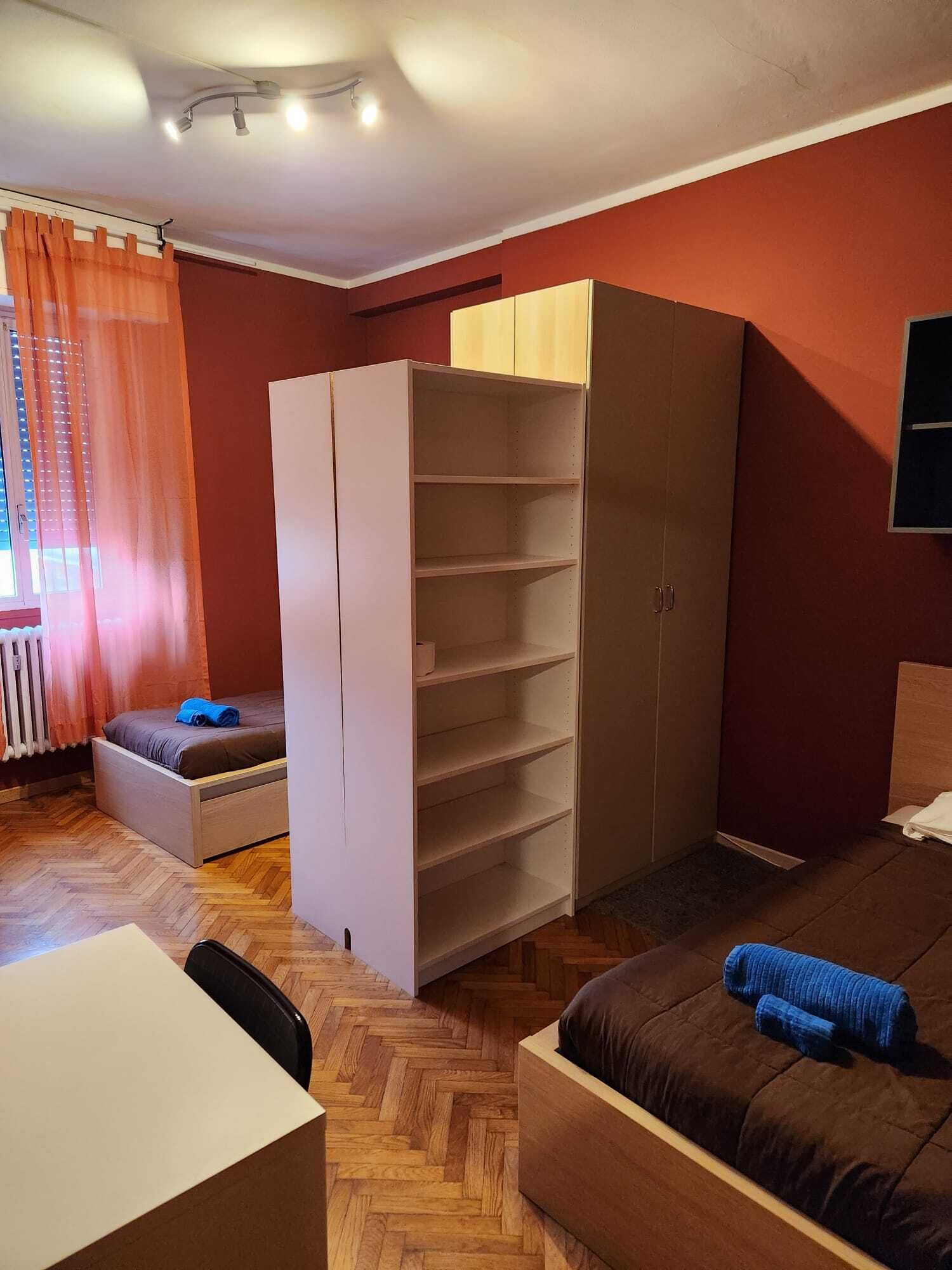 Desk, blackout drapes, free WiFi, bed sheets