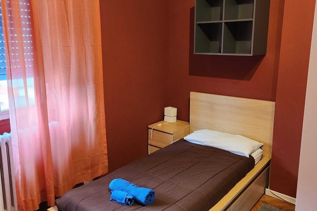 Phòng đôi phong cách cổ điển, 2 giường đơn, quang cảnh thành phố | Quang cảnh từ phòng