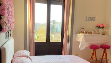 1 camera, una scrivania, ferro/asse da stiro, Wi-Fi