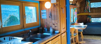 Beautiful caravan in the countryside with wellness area - Sisteron - Gap - Bayons