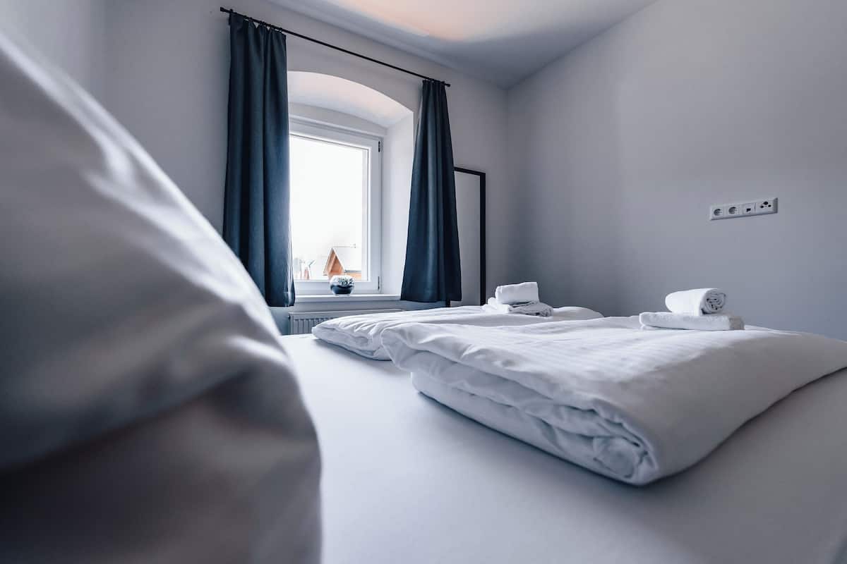 Deluxe Apartment, Balcony, Mountain View | 2 bedrooms, free WiFi