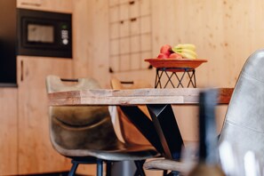 Deluxe Apartment, Balcony, Mountain View | Living area | TV - Clofers Relax Residences Rattendorf (Hermagor-Pressegger See)