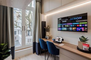 Studio Club | Coffres-forts dans les chambres, fer et planche à repasser