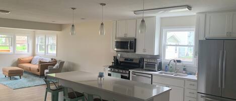 Microwave, oven, dishwasher