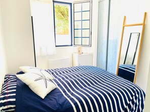 2 sovrum, strykjärn/strykbräda, wi-fi och sängkläder