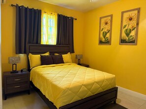 3 bedrooms, iron/ironing board, WiFi, bed sheets