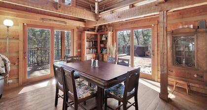 Brower Drive Escape: Spacious 5BR home in Salem, perfect for family getaways!
