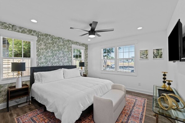 3 bedrooms, iron/ironing board, travel cot, free WiFi