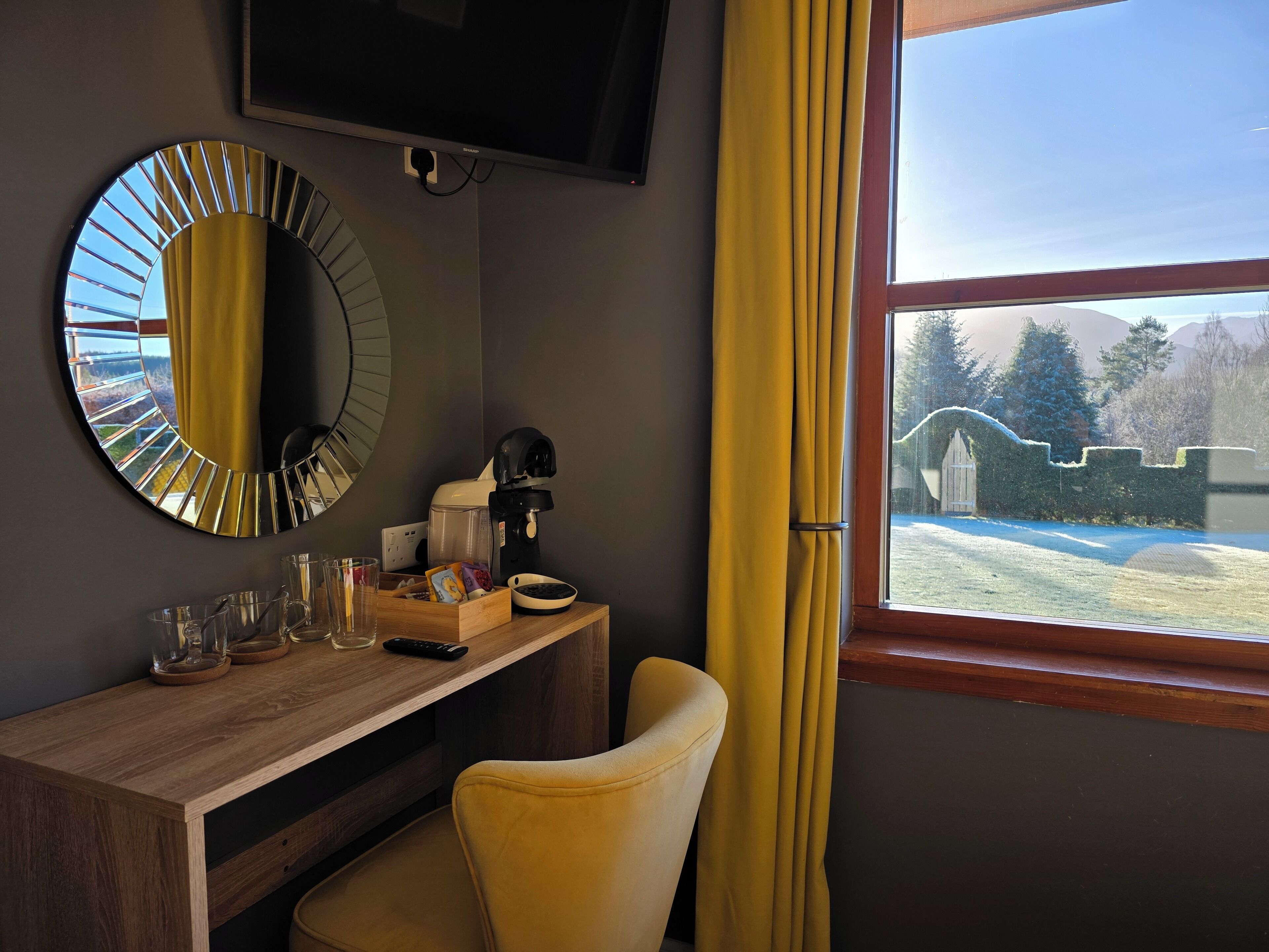 عناصر مجانية داخل الميني بار وواي فاي مجانًا