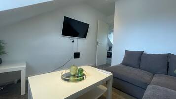 Apartment | Living area | TV