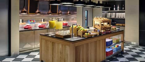 Daily buffet breakfast (EUR 19 per person)
