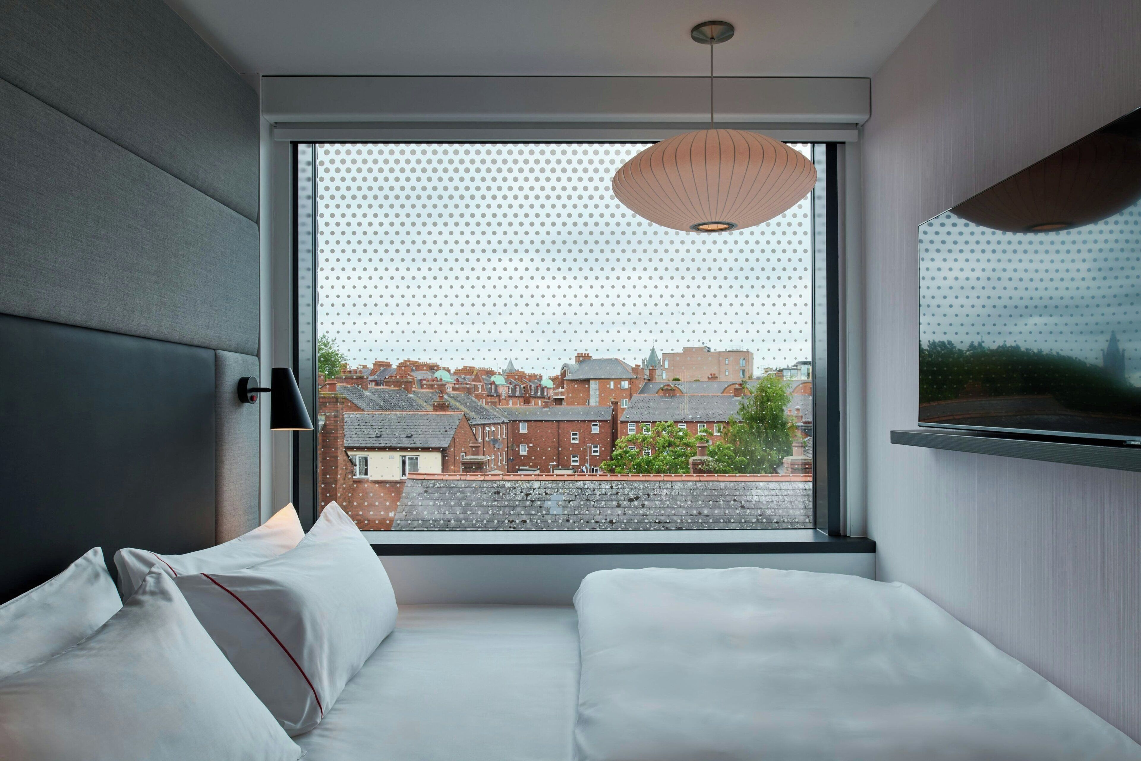 룸, 킹사이즈침대 1개 (High Floor) | 고급 침구, 필로우탑 침대, 객실 내 금고, 책상