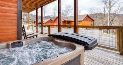 Gatlinburg 4 Bedroom Cabin Rental-One of a Kind-Walking Distance to the Parkway