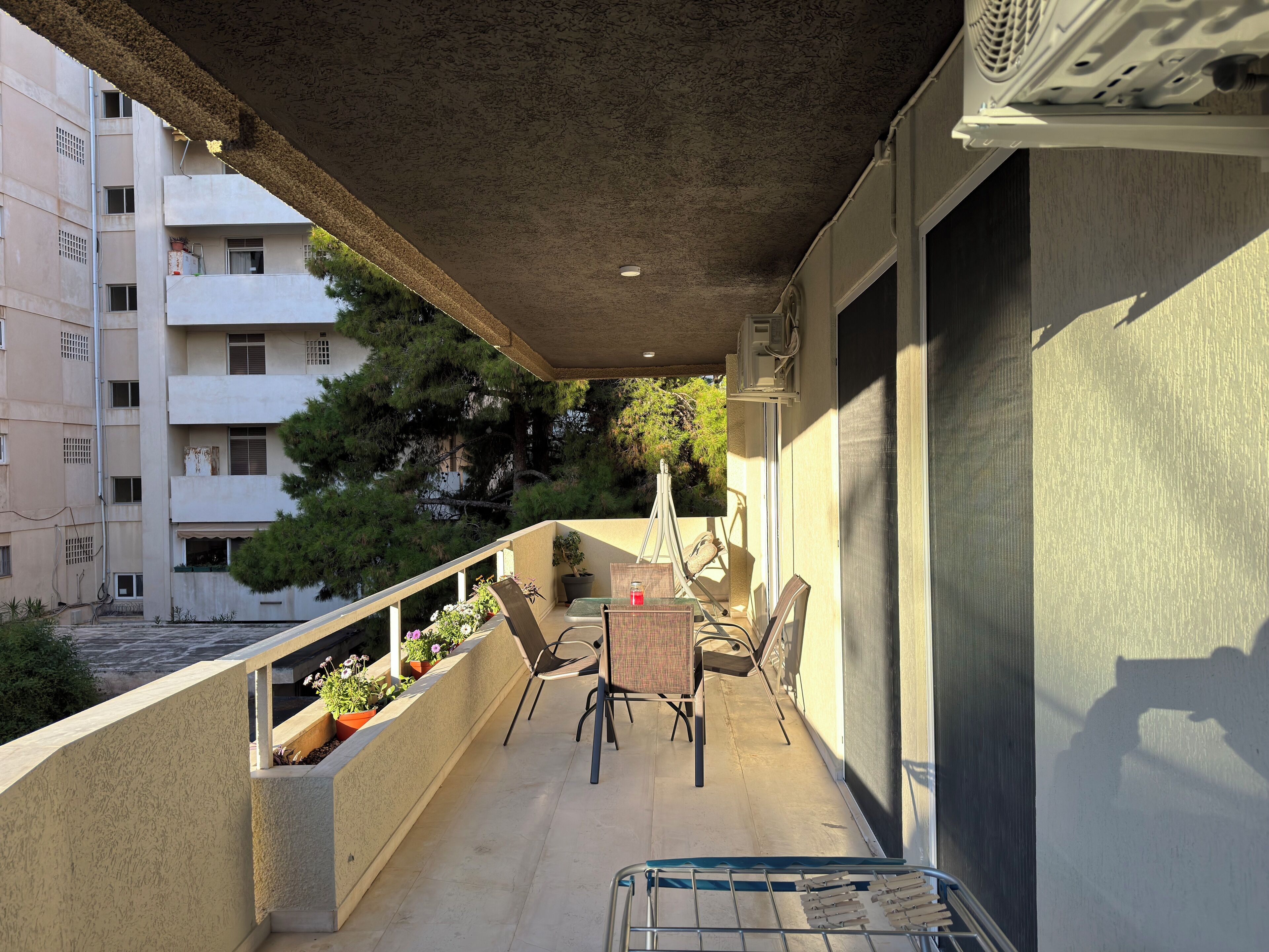 Premier-Apartment, Blick auf den Innenhof | Terrasse/Patio