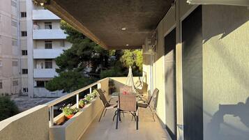 Appartement « Premier », vue cour intérieure | Terrasse/Patio