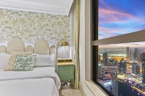 7 habitaciones, escritorio, tabla de planchar con plancha y wifi