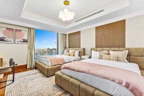6 habitaciones, escritorio, tabla de planchar con plancha y wifi 
