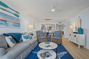 TV - Sandestin Starfish: Serene Bayfront Condo with Golf Cart, Workstation, and Stunning Views (Miramar Beach)