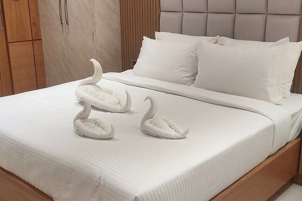 Deluxe Double Room | Laptop workspace, WiFi (free)