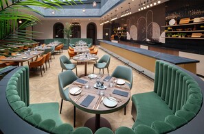 Restaurant - Radisson Collection Hotel, Basilica Budapest (Budapest)