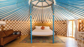 1 habitación, escritorio, wifi y ropa de cama