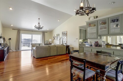 Napa Vineyard with Stunning Views By Allevo Homes