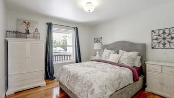 3 chambres, fer et planche à repasser, Wi-Fi, literie fournie