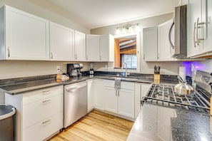 Talo (4 Bedrooms) | Sisätilat