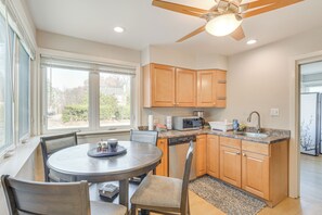 House (3 Bedrooms) | Interior - Home w/ Fenced Yard: 13 Mi to Downtown Chicago! (Evanston)