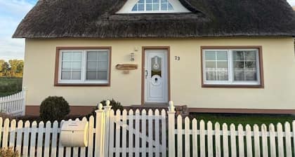 Ferienwohnung direkt am Deich in Wremen für 2 Personen