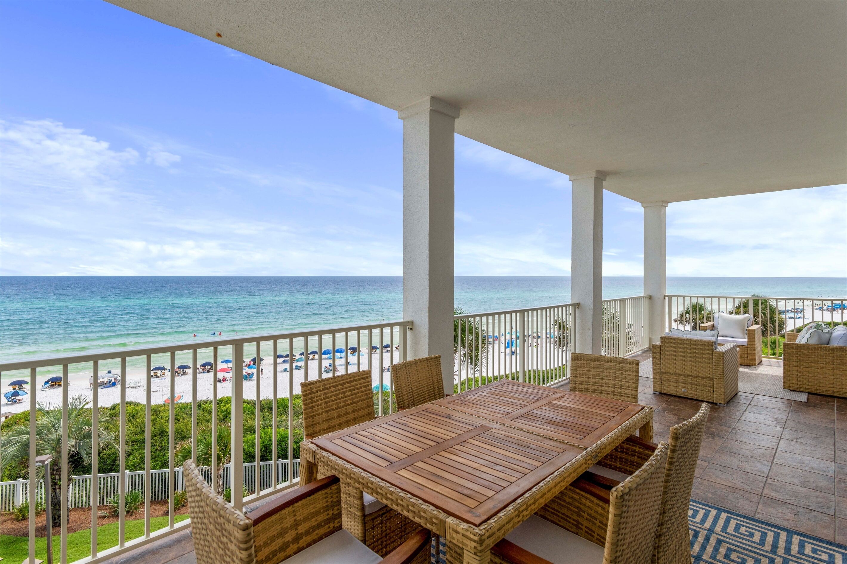 Large Gulf Side Balcony