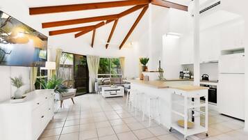 House | 2 bedrooms, Internet