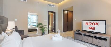 4 sovrum, skrivbord, strykjärn/strykbräda och wi-fi