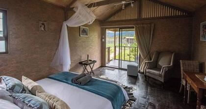 Sleep Whiskers Away From the Lions and " Feel " Them Roar! Cabin 1