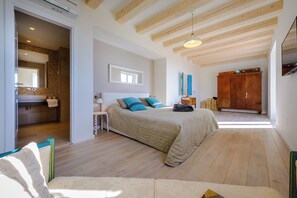 3 chambres, chambres insonorisées, fer et planche à repasser, Wi-Fi
