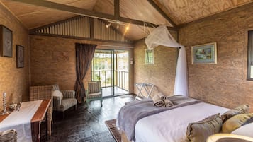 Cabin, 1 Bedroom, Smoking, Balcony | 1 bedroom