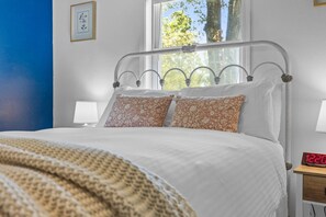 2 室のベッドルーム、WiFi、ベッドシーツ