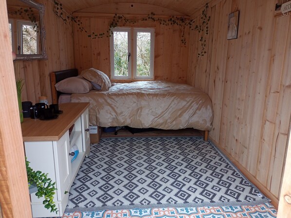 Cottage | 1 bedroom, iron/ironing board, free WiFi, bed sheets