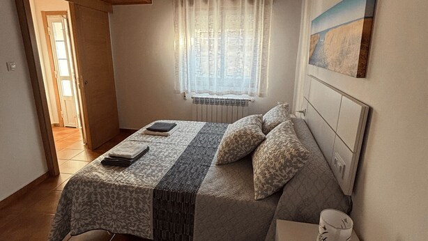 4 quartos, Wi-Fi de cortesia, roupa de cama