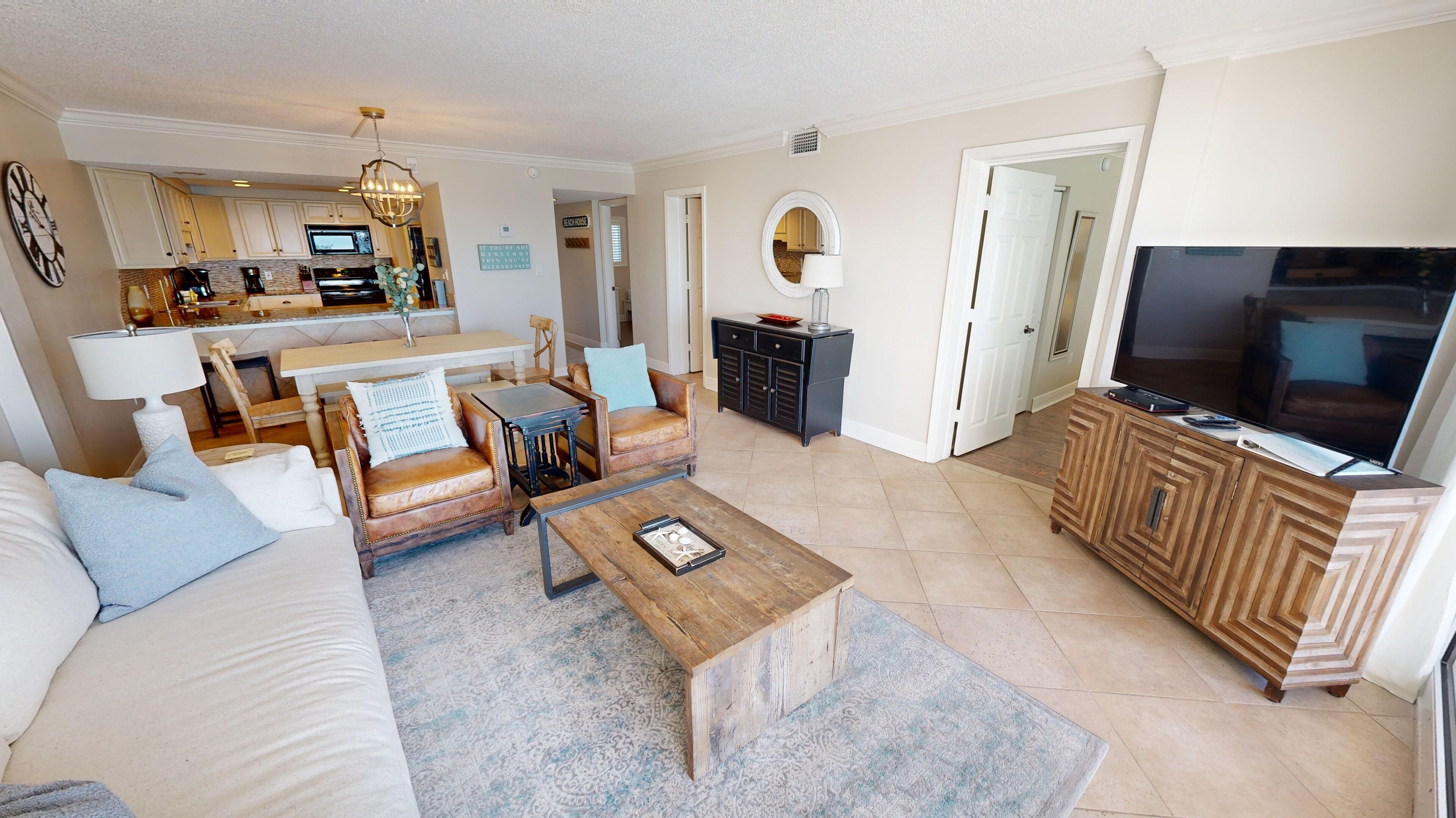 คอนโด, 2 ห้องนอน | บริเวณนั่งเล่น