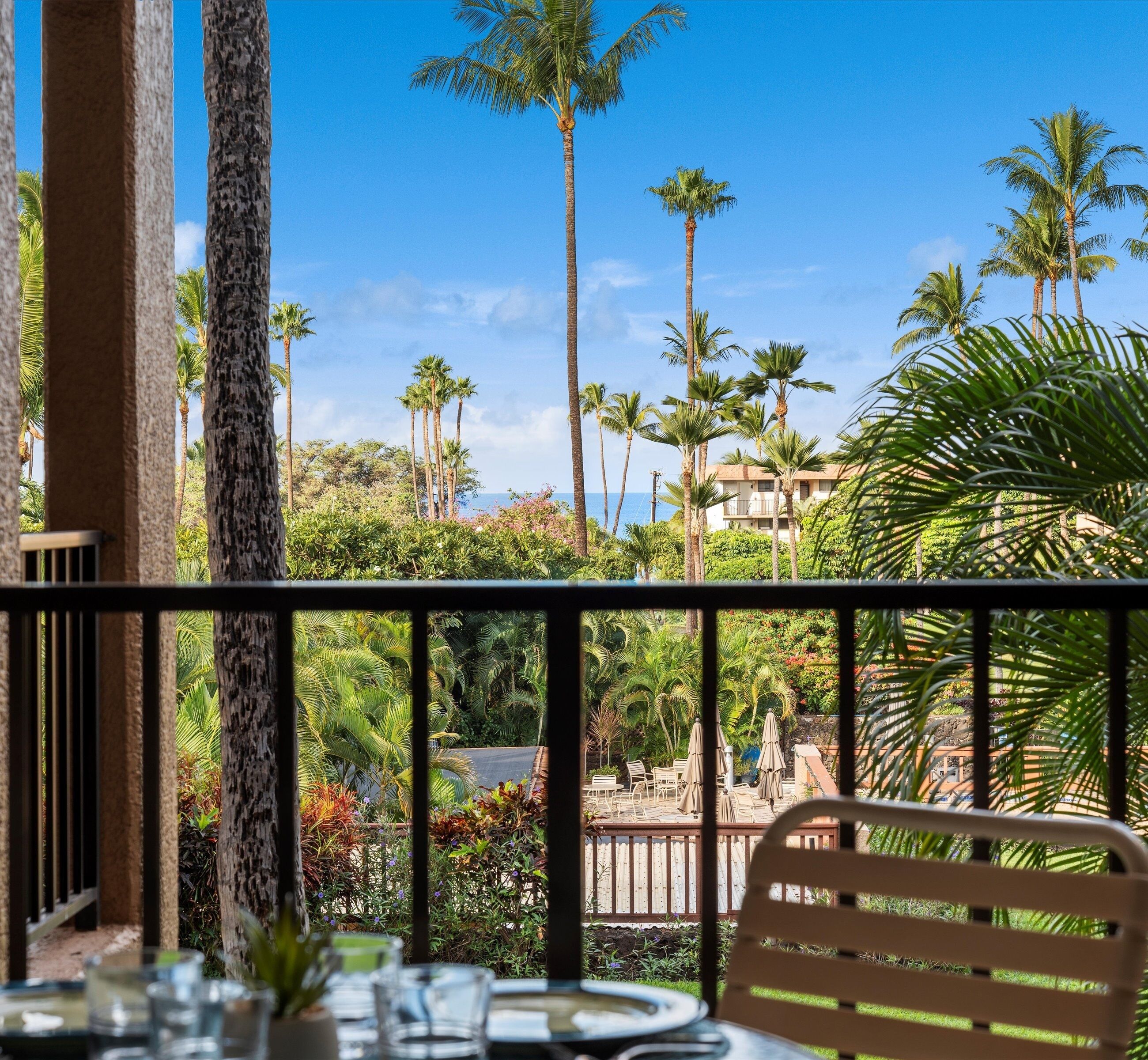 Condo, 2 Bedrooms | Outdoor dining