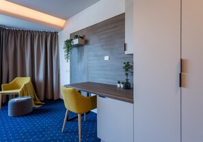 Superior Double Room, City View | Minibar, desk, laptop workspace, soundproofing - KEPLER RESIDENCE (Bucharest)