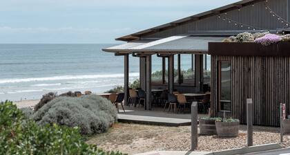 Magpie Sands — Aldinga Beach Coastal Escape