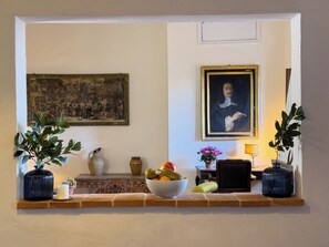 Interior - Walnut House (Toscana)