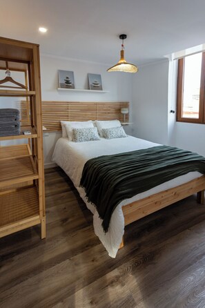 1 yatak odası, kaliteli yatak takımı, kuştüyü yorgan 