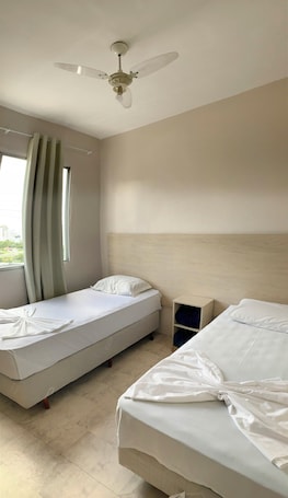 Standard Twin Room | Free WiFi, bed sheets